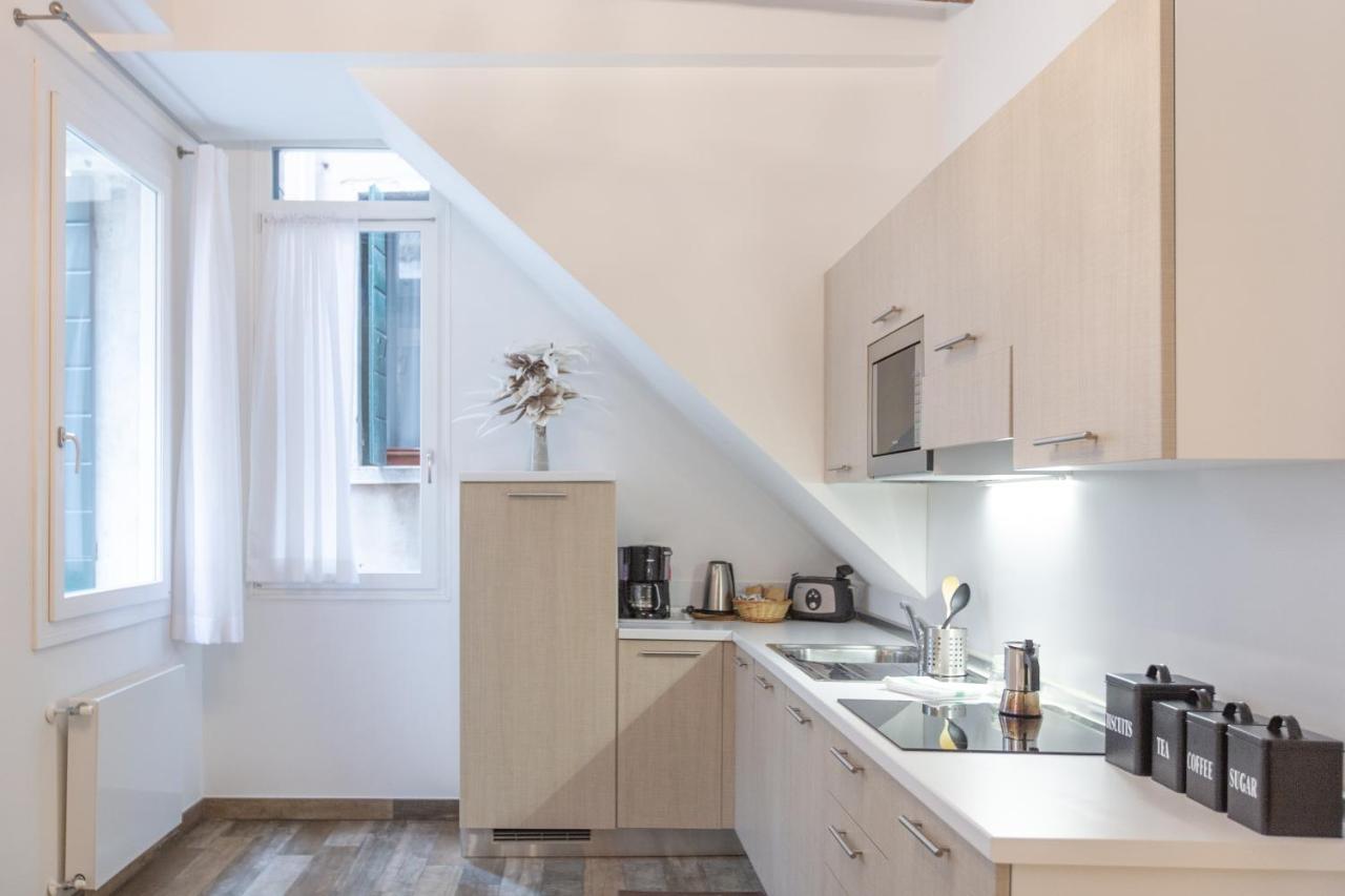 Doge'S House Apartment เวนิส ภายนอก รูปภาพ