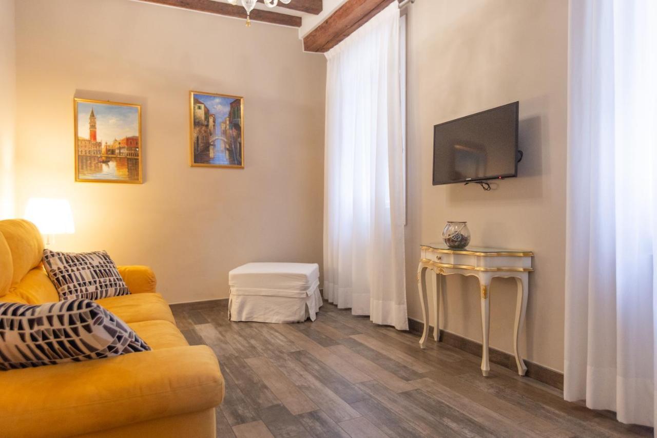 Doge'S House Apartment เวนิส ภายนอก รูปภาพ